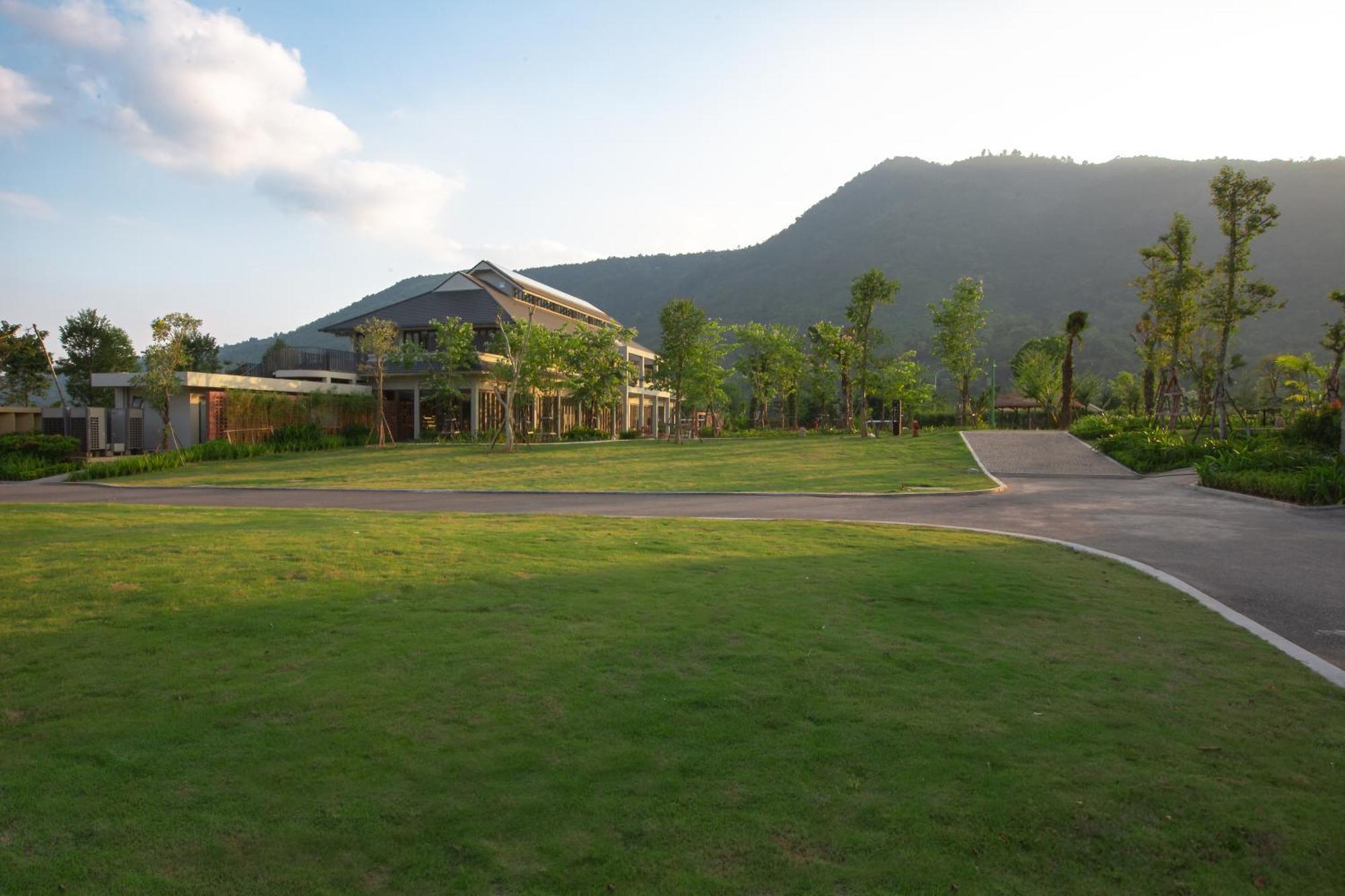 Mandala Retreats Kim Boi Hòa Bình Exterior foto