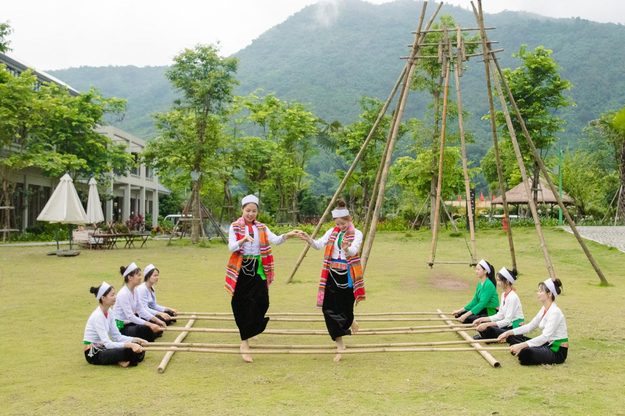 Mandala Retreats Kim Boi Hòa Bình Exterior foto